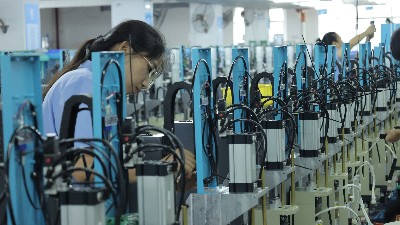超聲波焊接機(jī)在泡罩包裝焊接中的應(yīng)用、挑戰(zhàn)與應(yīng)對(duì)策略