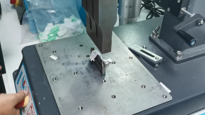 超聲波切割無紡布：應用場景、技術(shù)難題與應對策略